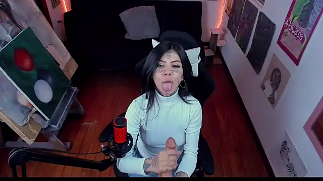 ura_laurapanda's Live XXX Chat