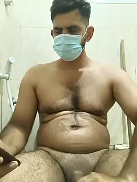 Show modela Asiandaddy38 na web-kameri