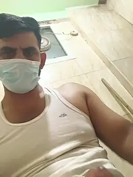 הופעת וובקאם של Asiandaddy38