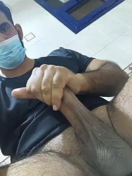 Show modela Asiandaddy38 na web-kameri
