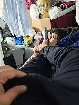הופעת וובקאם של Asiandaddy38