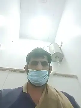 הופעת וובקאם של Asiandaddy38