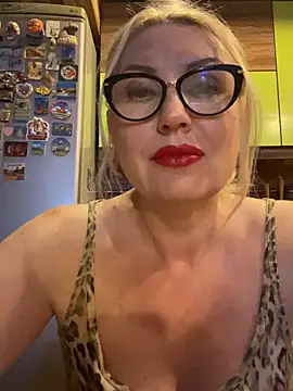 OliviaDancequeen's Live XXX Chat