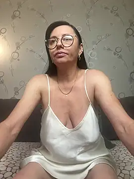 Amberhotqueen Webcam show