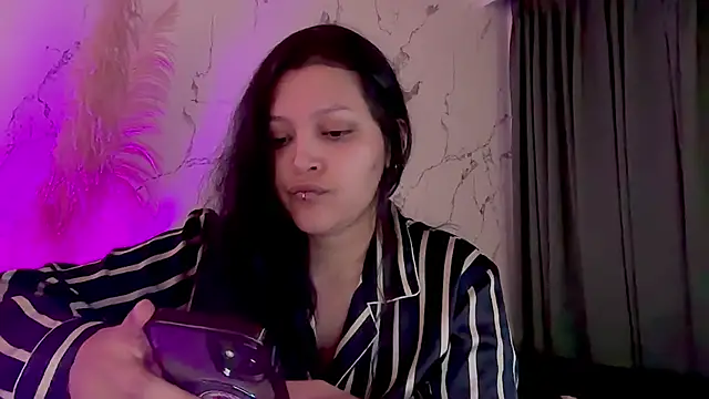 Вебкам-шоу MarcellaGriffin