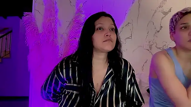 MarcellaGriffin: διαδικτυακό σόου στην κάμερα
