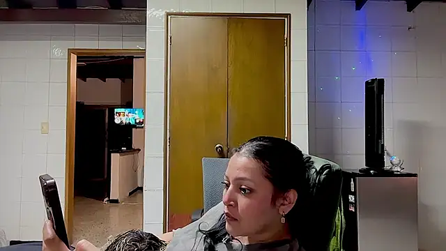 Show de MarcellaGriffin na webcam