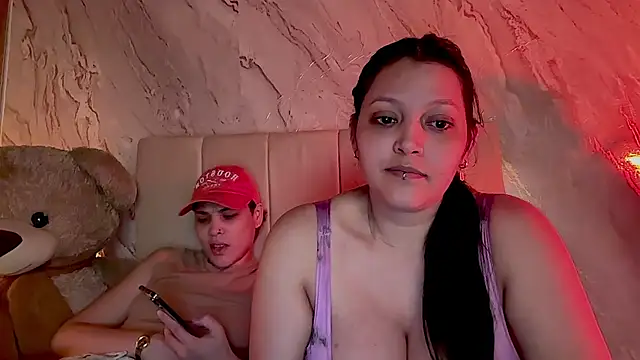 Show modela Marcella_and_laura na web-kameri