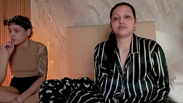 Marcella_and_laura webcam show