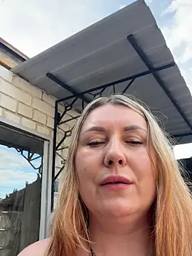 Show modela Katti_Kissa na web-kameri
