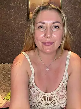 Show modela Katti_Kissa na web-kameri
