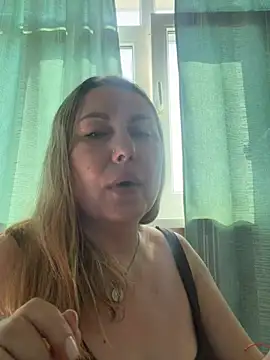 Živá chatovací místnost Katti_Kissa