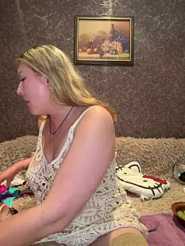 Show modela Katti_Kissa na web-kameri