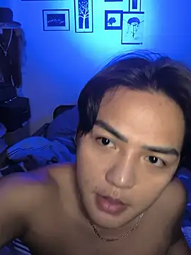 PrettyRobiee Pertunjukan Webcam