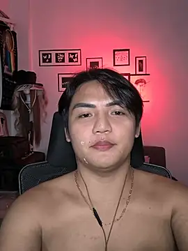PrettyRobiee Webcamshow