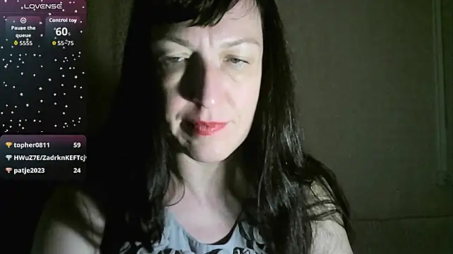 Živý XXX chat FOXY_CASH