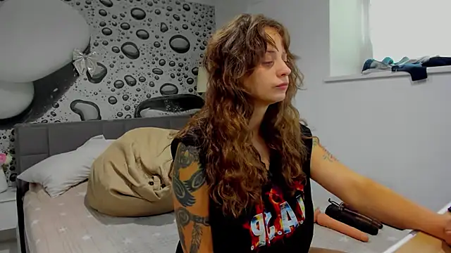 צ'אט XXX בשידור חי של AlmaFancy