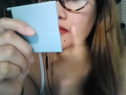 leamorena – live chatrum
