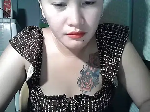 Živý XXX chat SultryYhang