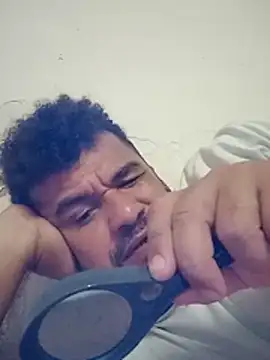 Show de tarra122 na webcam