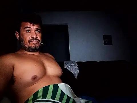 tarra122's Webcam Show