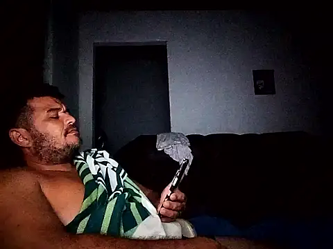 Show de tarra122 na webcam