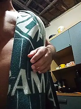 tarra122 Show in webcam
