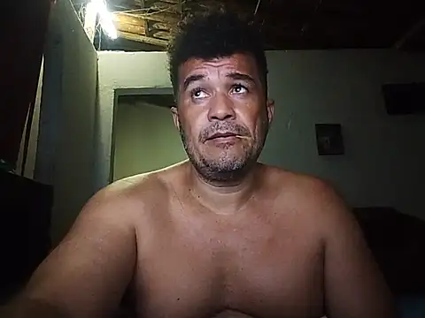 tarra122's Webcam Show