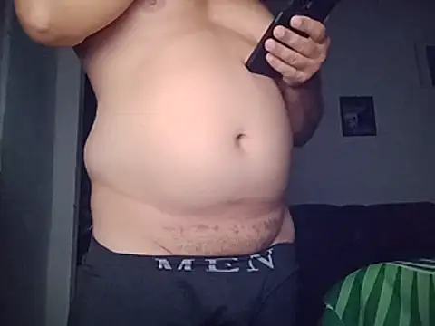 Show modela tarra122 na web-kameri