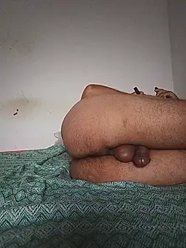 tarra122's Webcam Show