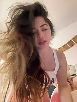 XXX chat uživo modela missani