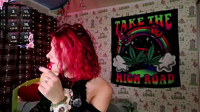 XXX chat uživo modela SmokyRose