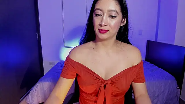 Chat XXX en directo de MeganWhite3