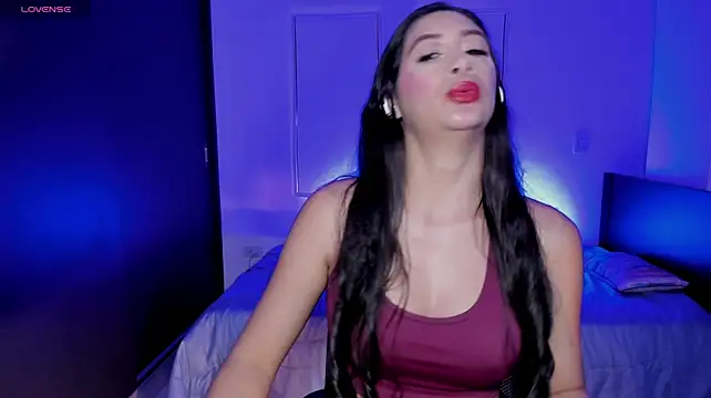 MeganWhite3 Adlı Modelin Web Kamerası Şovu