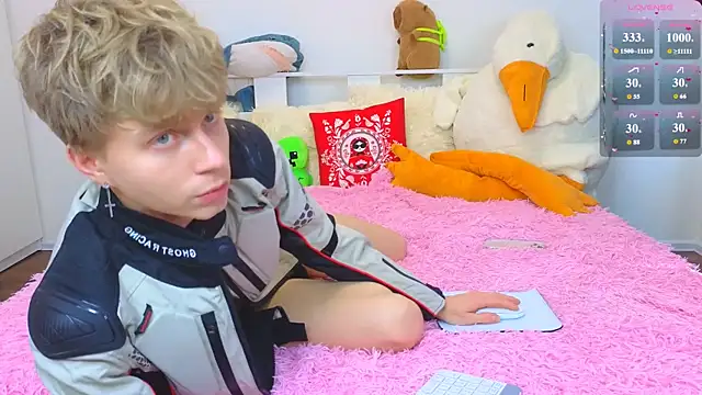 LandelRay webcam show