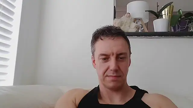 ploki2180 Pertunjukan Webcam