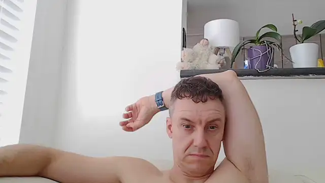 ploki2180 Pertunjukan Webcam