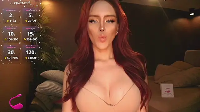 Show modela GoddessaXX na web-kameri