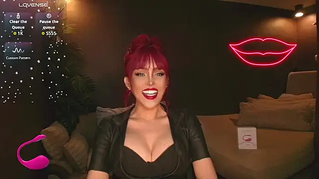 GoddessaXX's Webcam Show