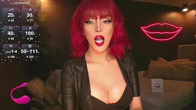 GoddessaXX Show in webcam