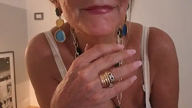 FetishLady Show in webcam