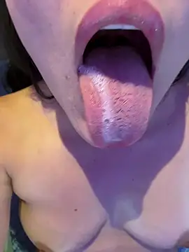 mahia_queen XXX чат на живо