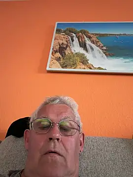 Show de smaili1513 na webcam