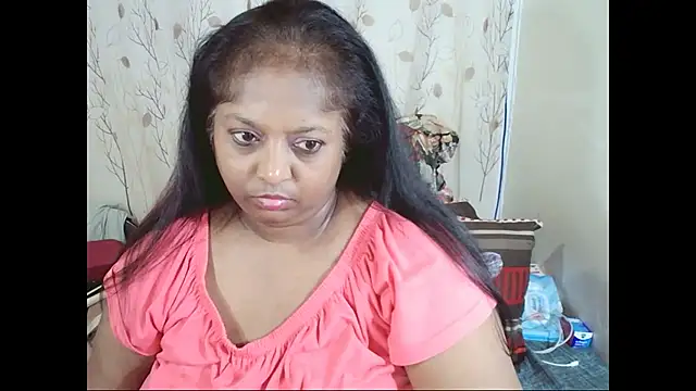 แชท XXX สดของ Indiantasha