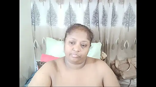 Indiantashan Live XXX chat