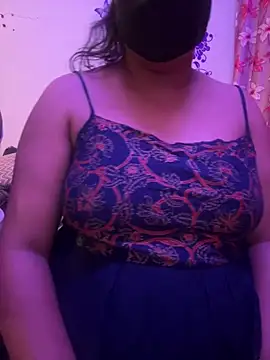 Pokazy przed kamerką – UR_Chocogirl