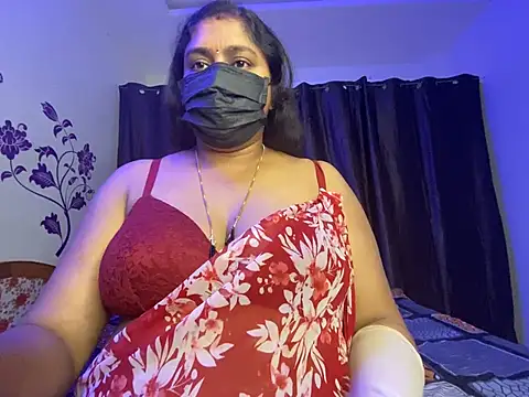 UR_Chocogirl Webcam-Show