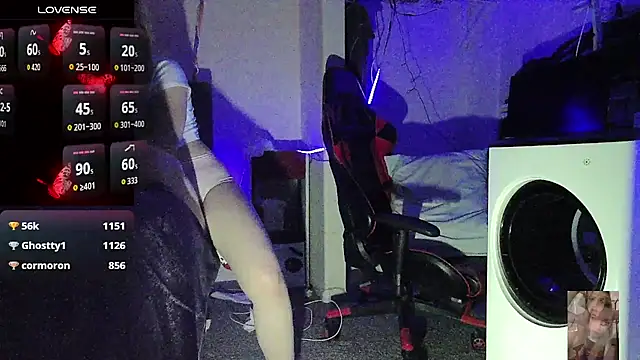 Blondiewithanass' Live XXX Chat