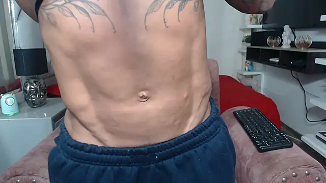 nati_muscle: онлайн-секс-чат