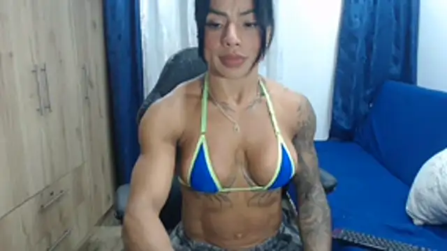 nati_muscle Chat XXX live